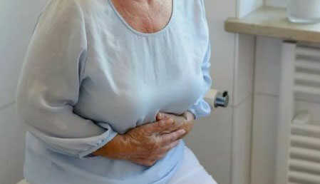 Приступ диареи у пожилой женщины